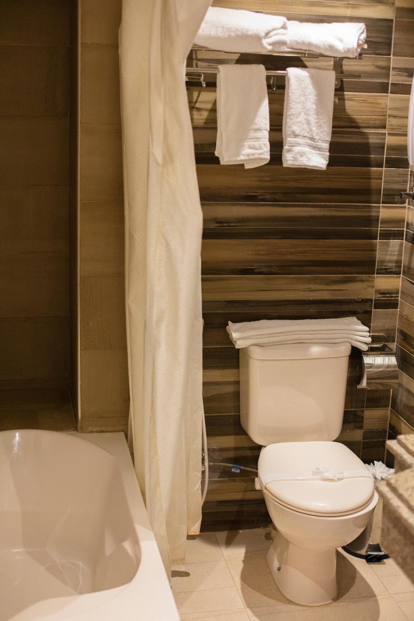 Nile Guardian Hotel Giza Екстериор снимка