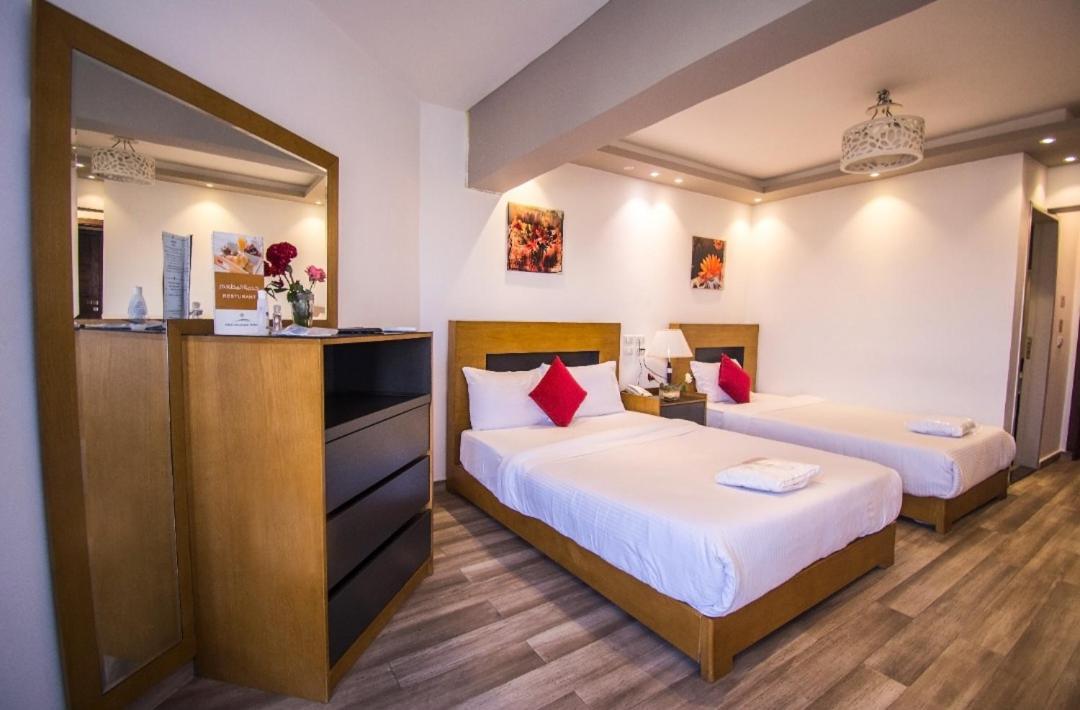 Nile Guardian Hotel Giza Екстериор снимка